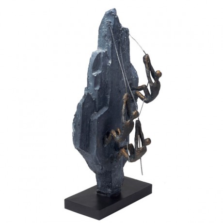 המעז מנצח - פסל אמנותי גובה 37 ס